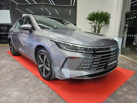 BYD KING 1.5 DM-I PHEV GS AUTOMÁTICO BYD KING 1.5 DM-I PHEV GS AUTOMÁTICO